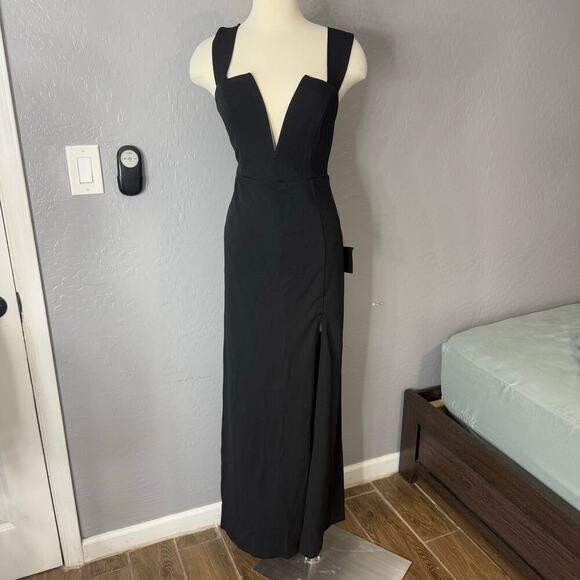 Daring Elegance Black Sleeveless Mermaid Maxi Dress, XL Style 2069056 - Picture 1 of 7